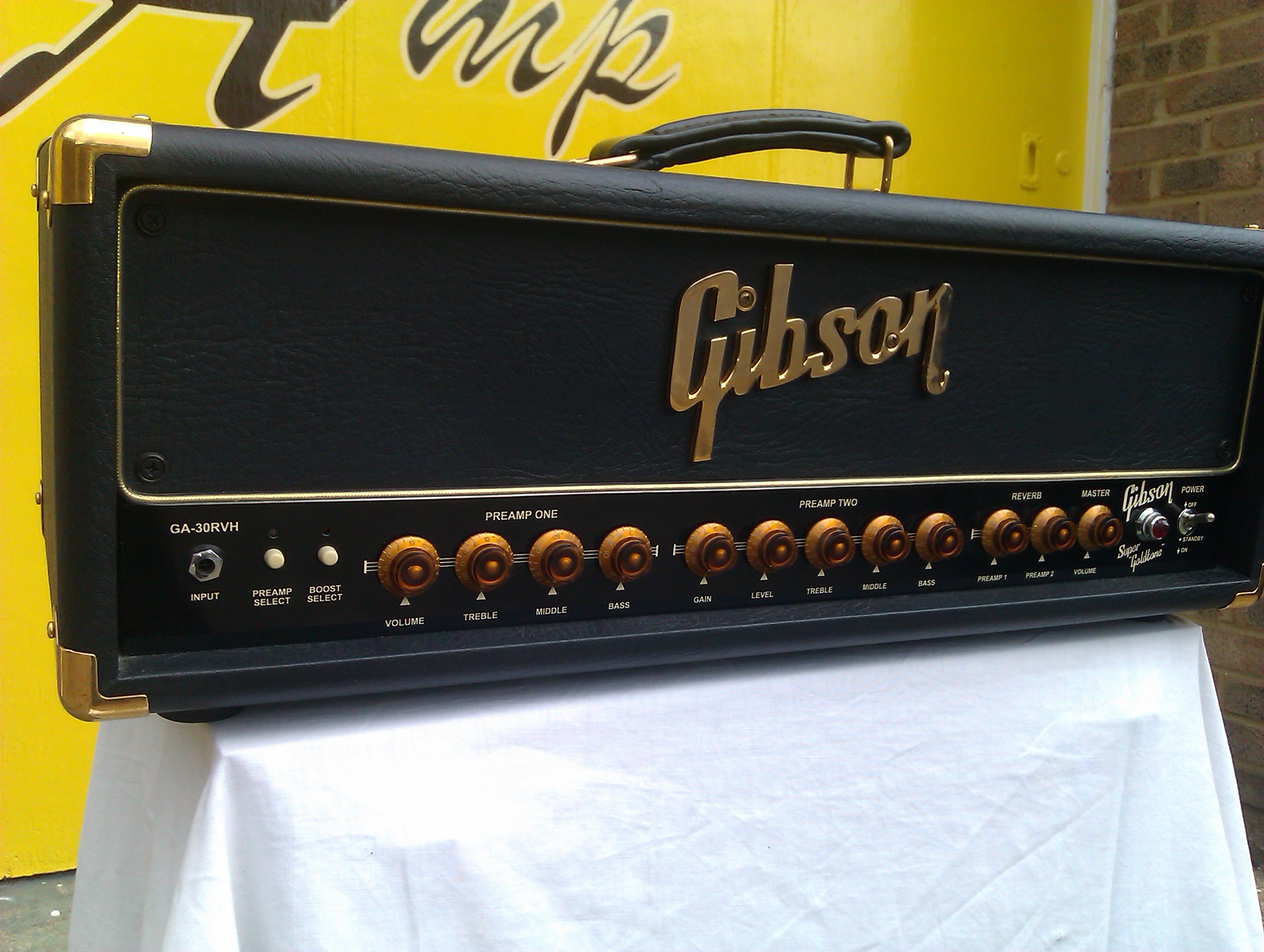 Rare Gibson valve amp