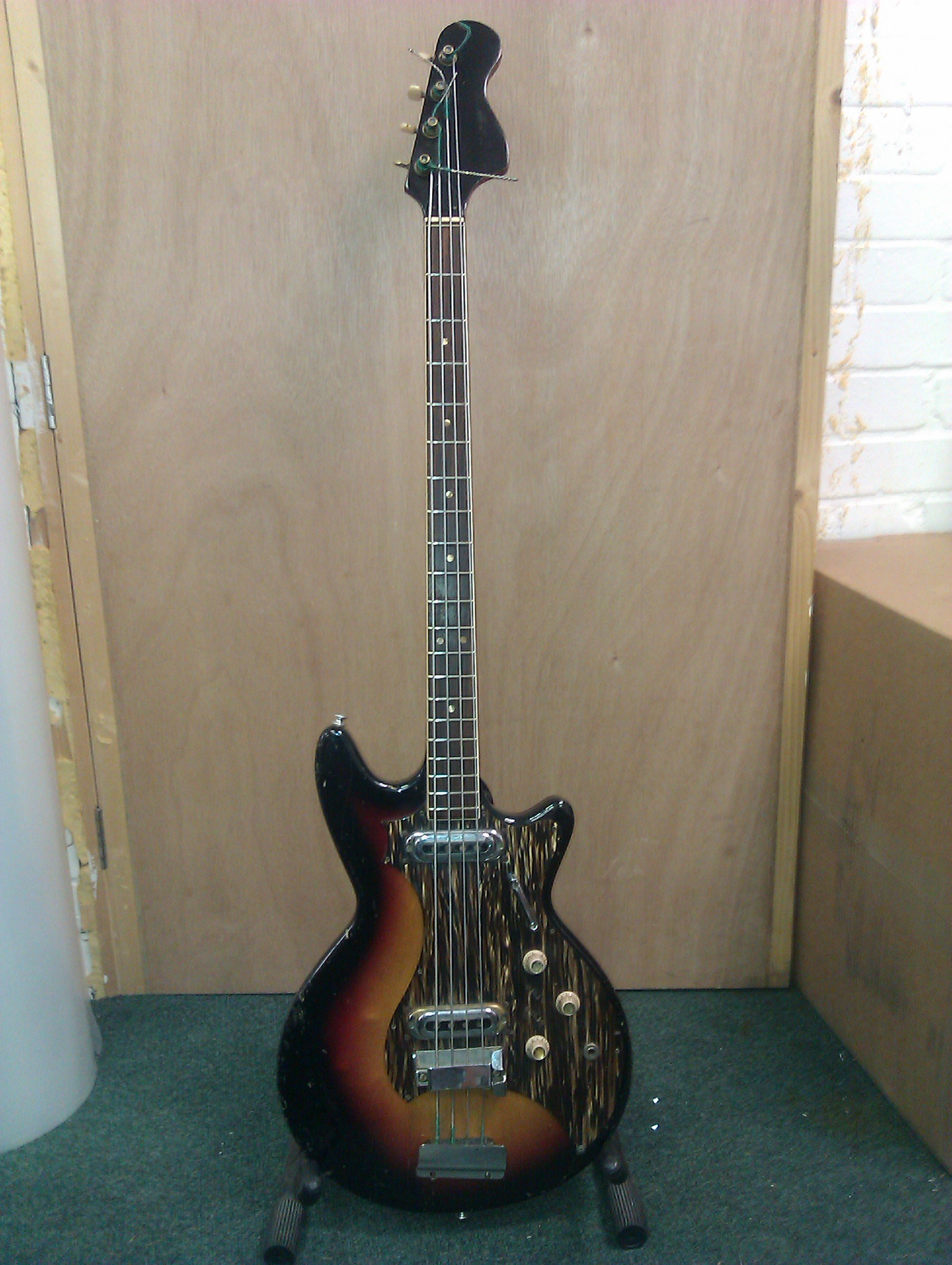 Early 60's short scale bass from Framus
